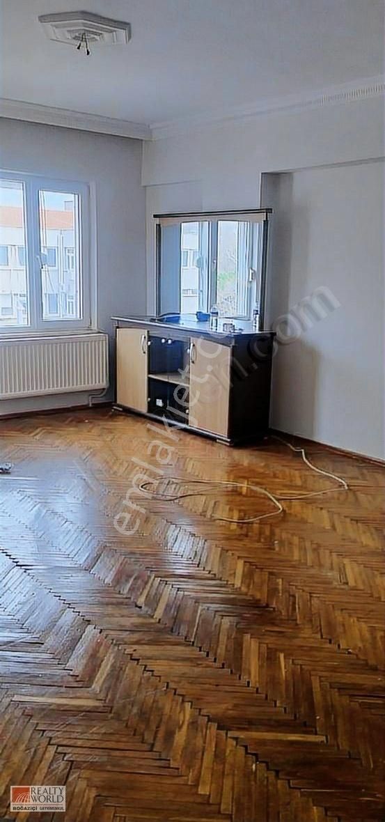 Çanakkale Merkez Eski Hastane Yanı Kiralık 2+1