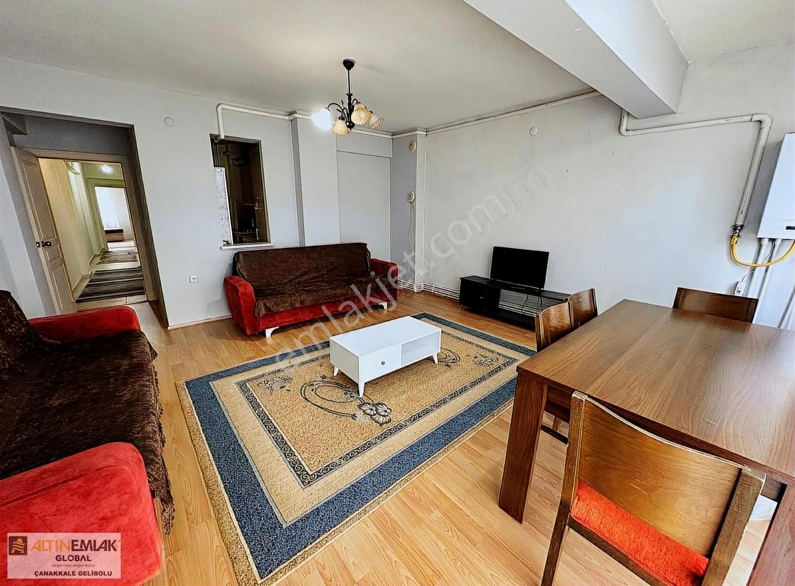 Altın Emlaktan Carsı Merkezde 3+1 Eşyalı Kiralık Daire