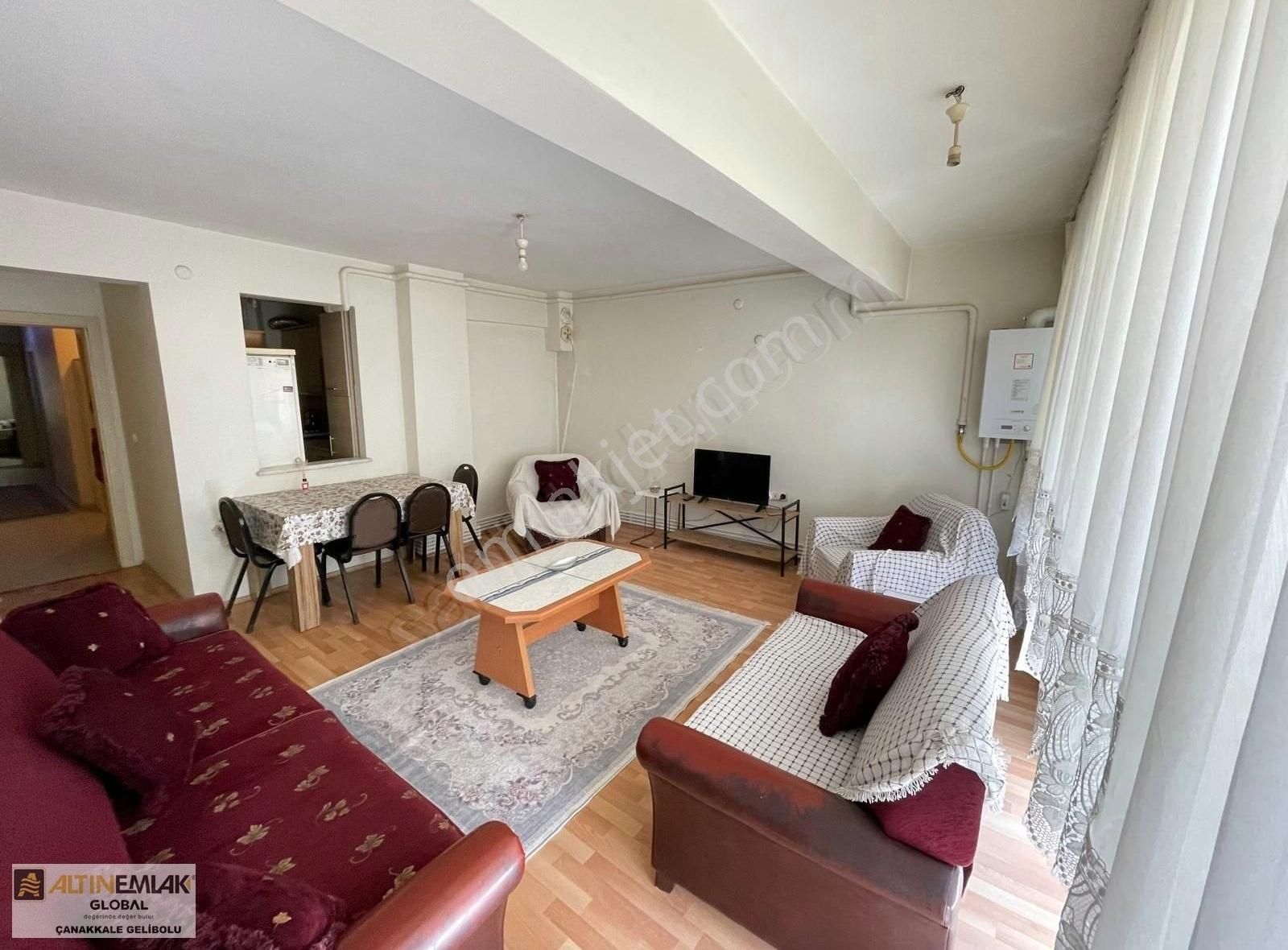 Altın Emlaktan Servis Güzergahında 3+1 Eşyalı Kiralık Daire