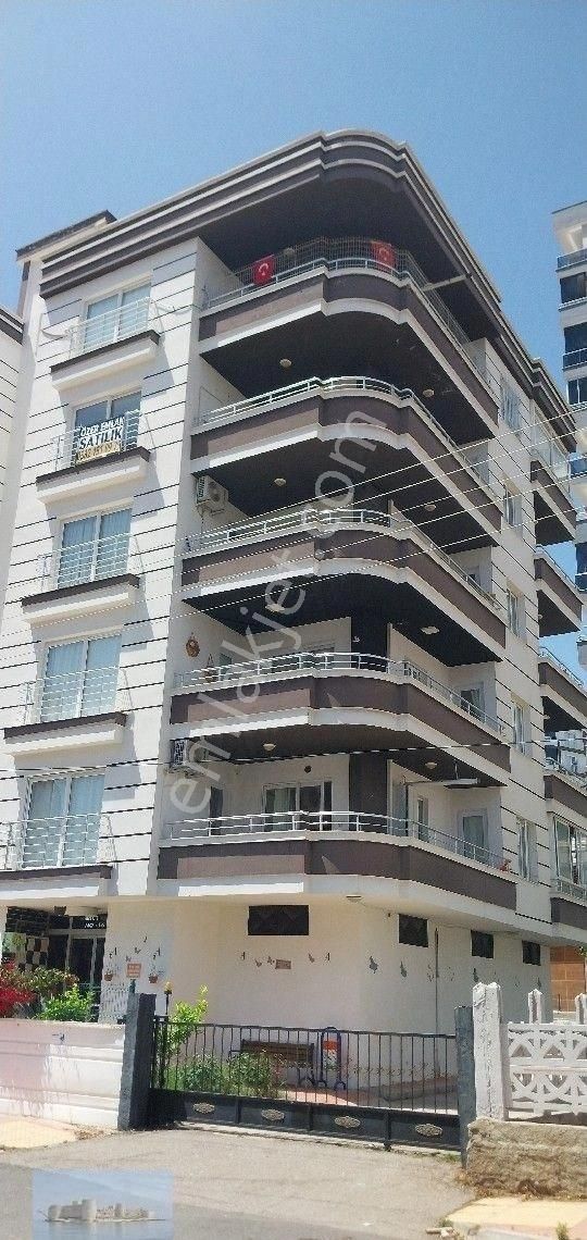 Özer Emlaktan Satılık Daire