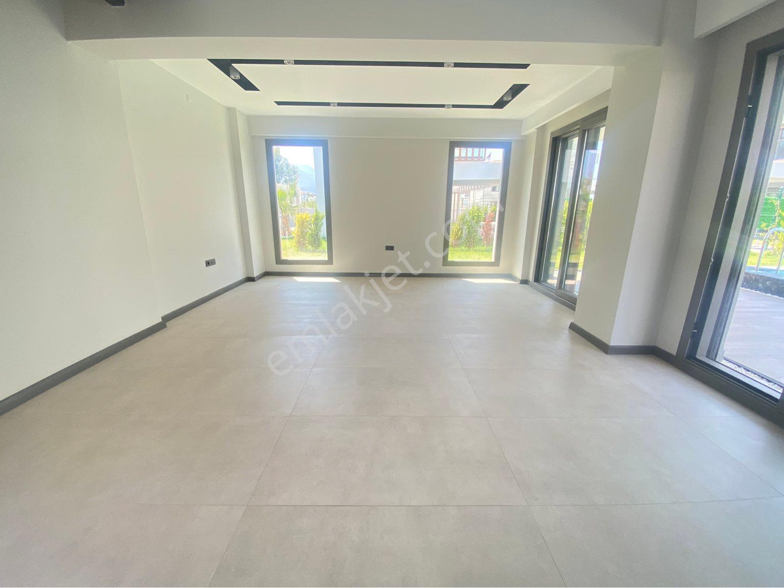 Denize 600 Metre Özel Havuzlu Müstakil Villa - Görsel 9