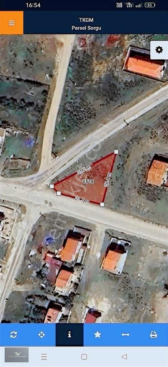 Köşe Başı 370 Metre Ofis Ve Dükkan Yapımına Uygun Satılık Arsa
