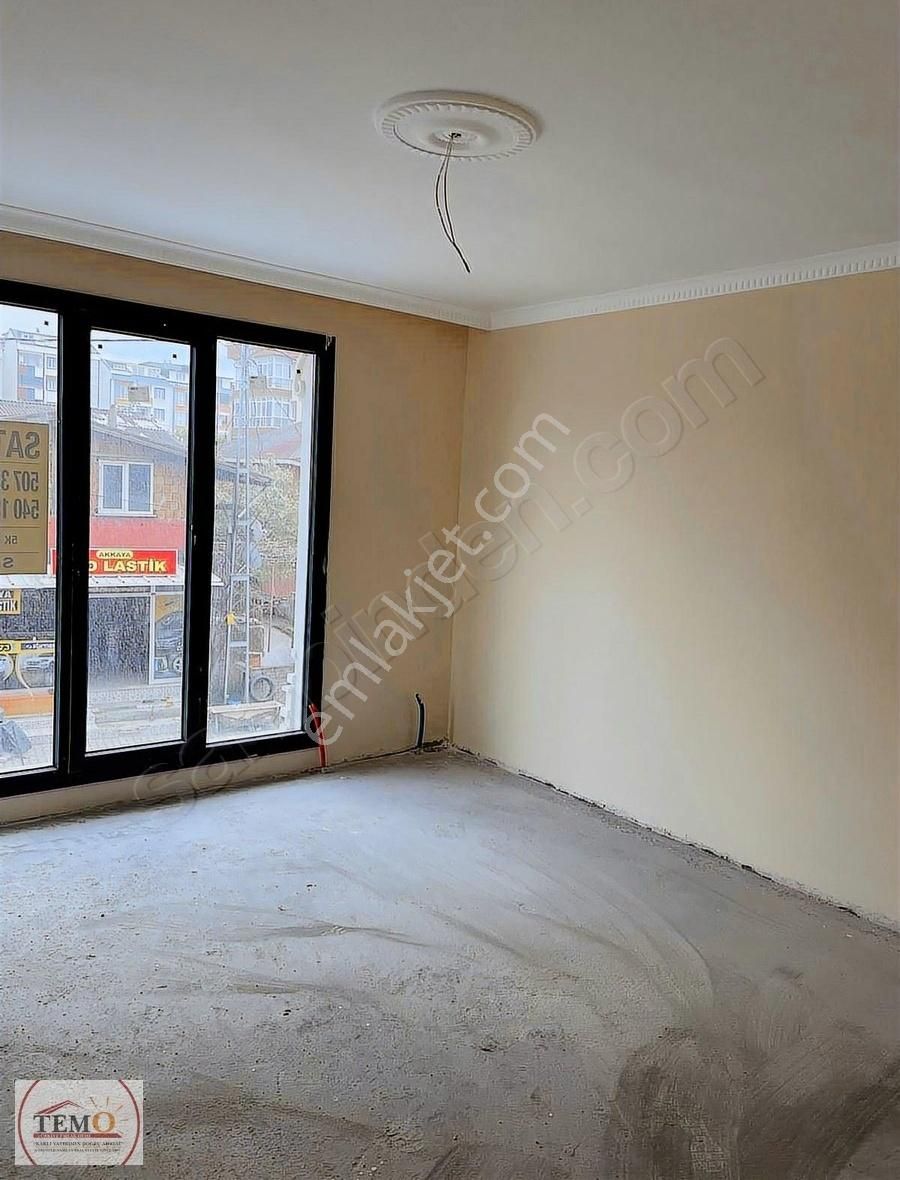 Karlıbayırda Butik Site İçerisinde Satılık Daire