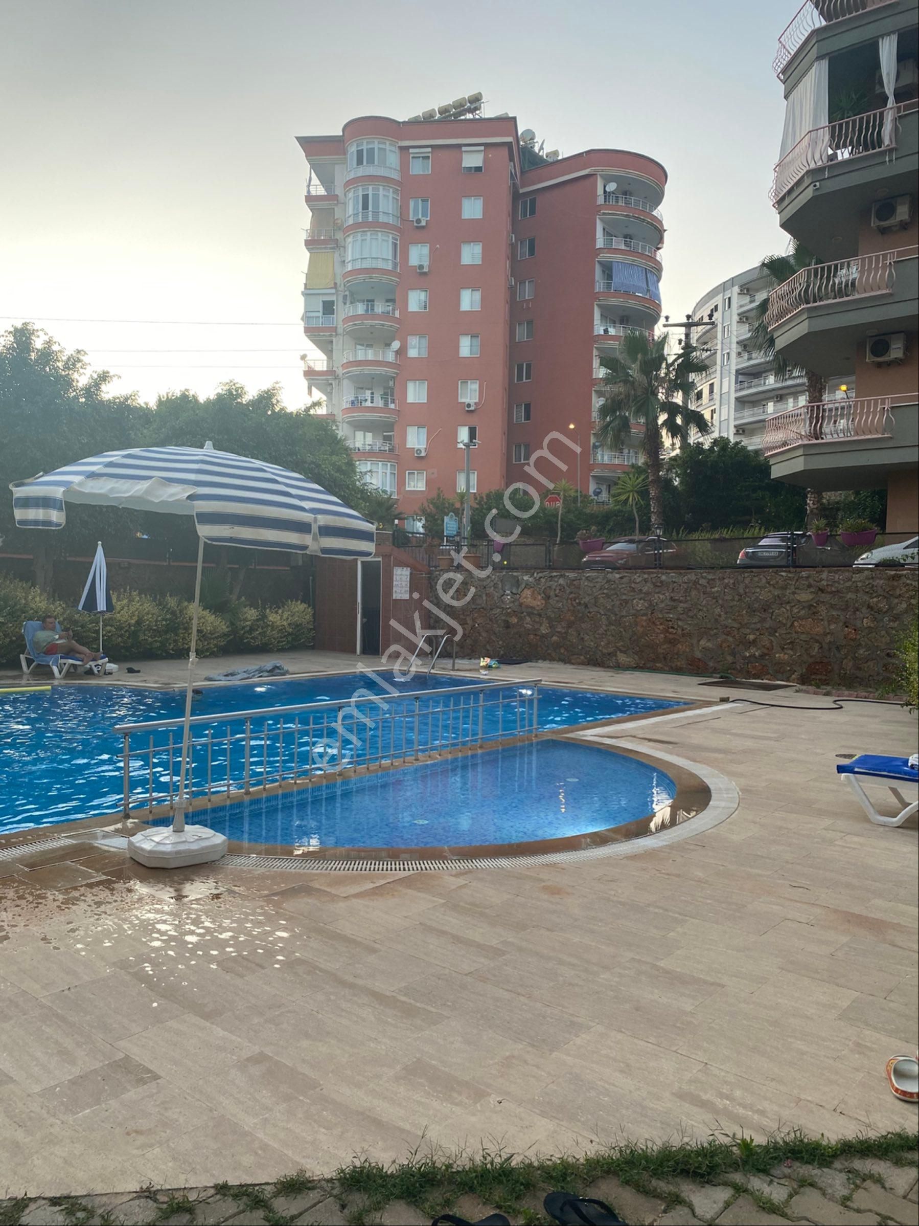 Tosmurda Site İçi Havuzlu Eşyalı Kiralıkdaire