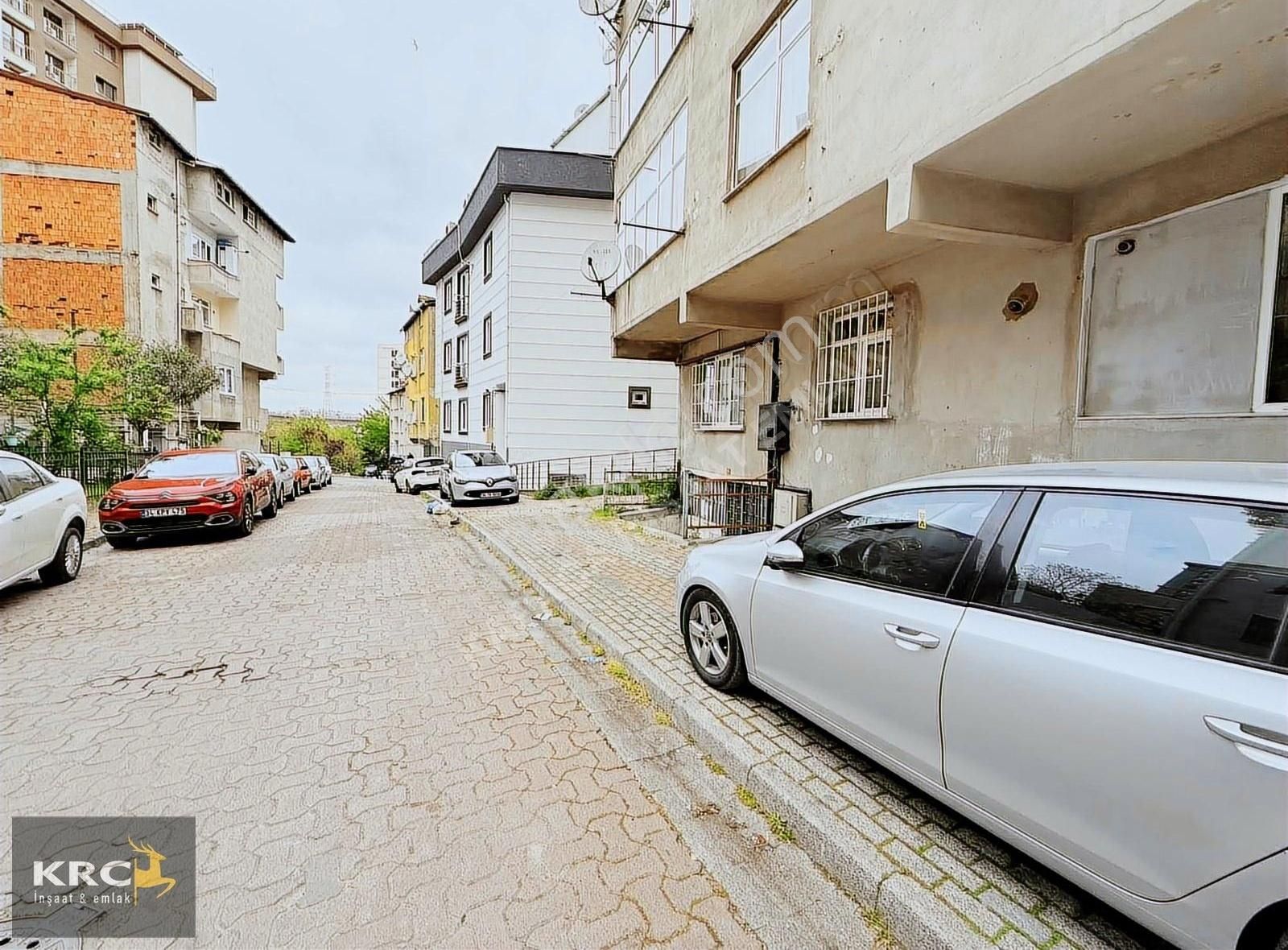 Kiralık İş Yeri 120m2 Kağıthane Talatpaşa Yenihan Sokak