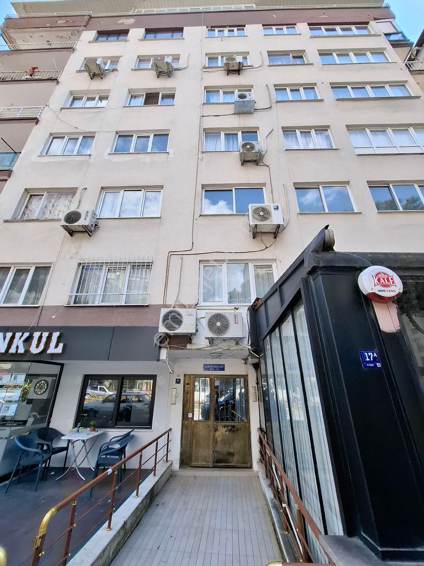 Acartürk Emlak'tansatılık ;ordu Caddesi Üzerinde 2+1 Daire