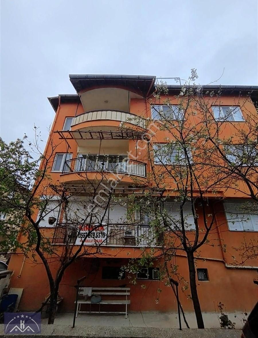 Burdur Merkez Cemil Mah. 3+1 145m2 Eşyalı Kiralık Daire