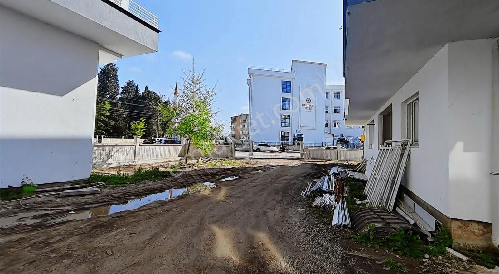 Kirazlık Çay Mah.de Mektebim Koleji Yanında 120m² 3+0