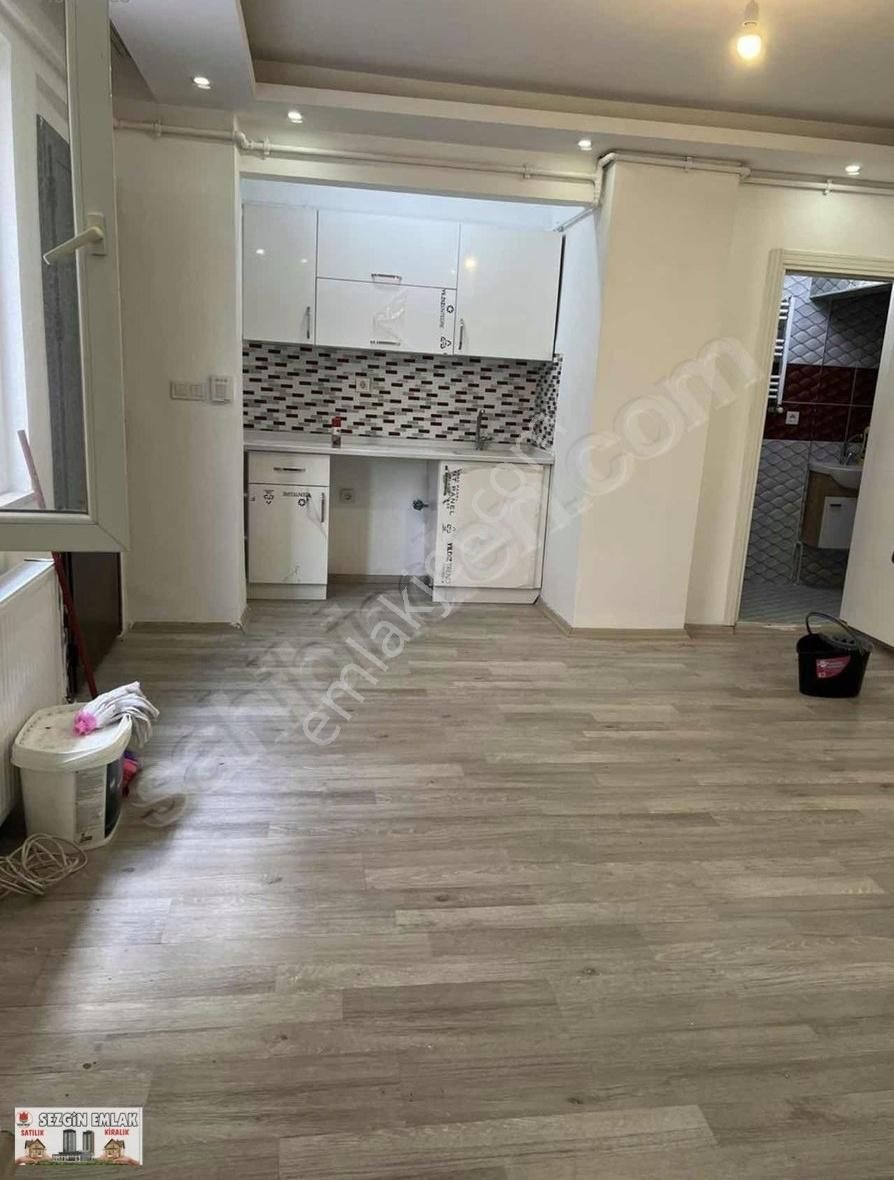 Sezgin Emlaktan 1+1 Düz Giriş 70 M2