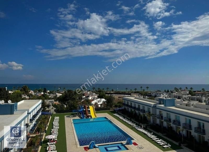 İskele Long Beach Royal Life Satılık Deniz Manzaralı 1+0 Daire