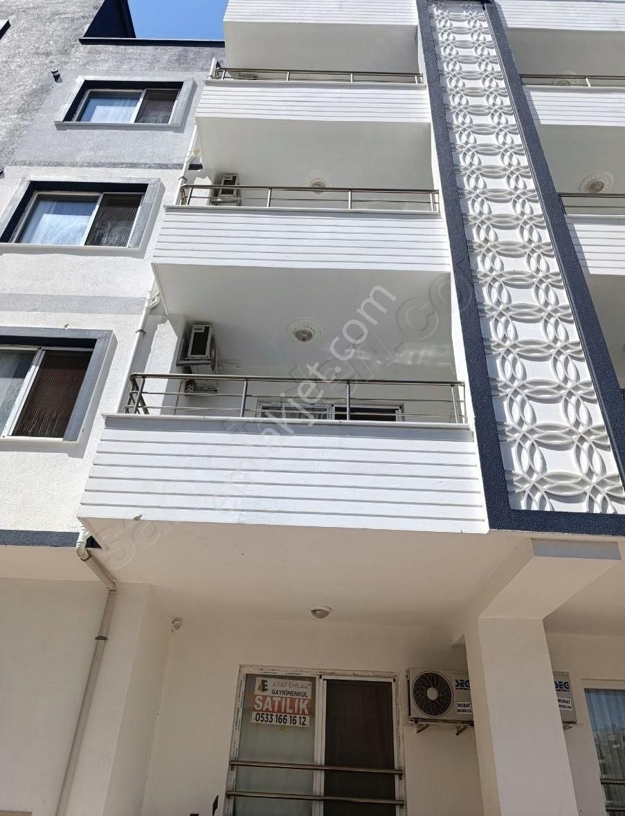 Göksu Mahallesi'nde Site İçerisinde Satılık Eşyalı 2+1 Daire