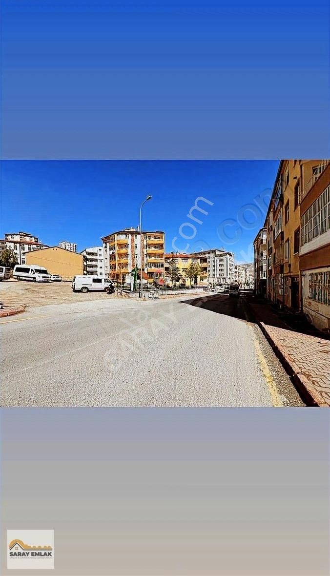 Saray Emlak'tan Niğde Şehitler Mah. Çarşı Merkez'de 3+1 Dairee