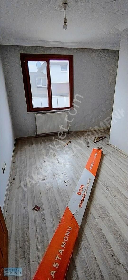 Sultanbeyli Mimarsinan Mahallesinde 5+1 Üst Dublex Ayrılmış Tek - Görsel 22