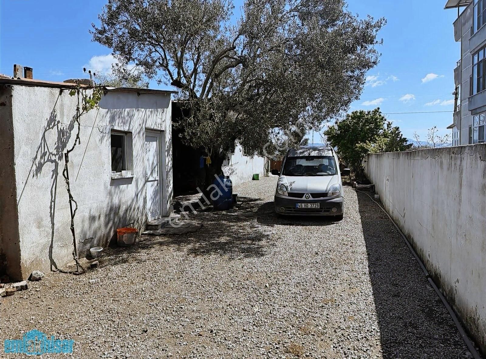 Dayıoğlunda Müstakil Tek Tapu Betonarme 1.655 Metrekare Çiftlik