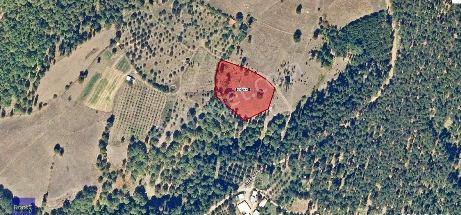 Keles Baraklı Mahallesinde Satılık 7.155 M2 Arazi