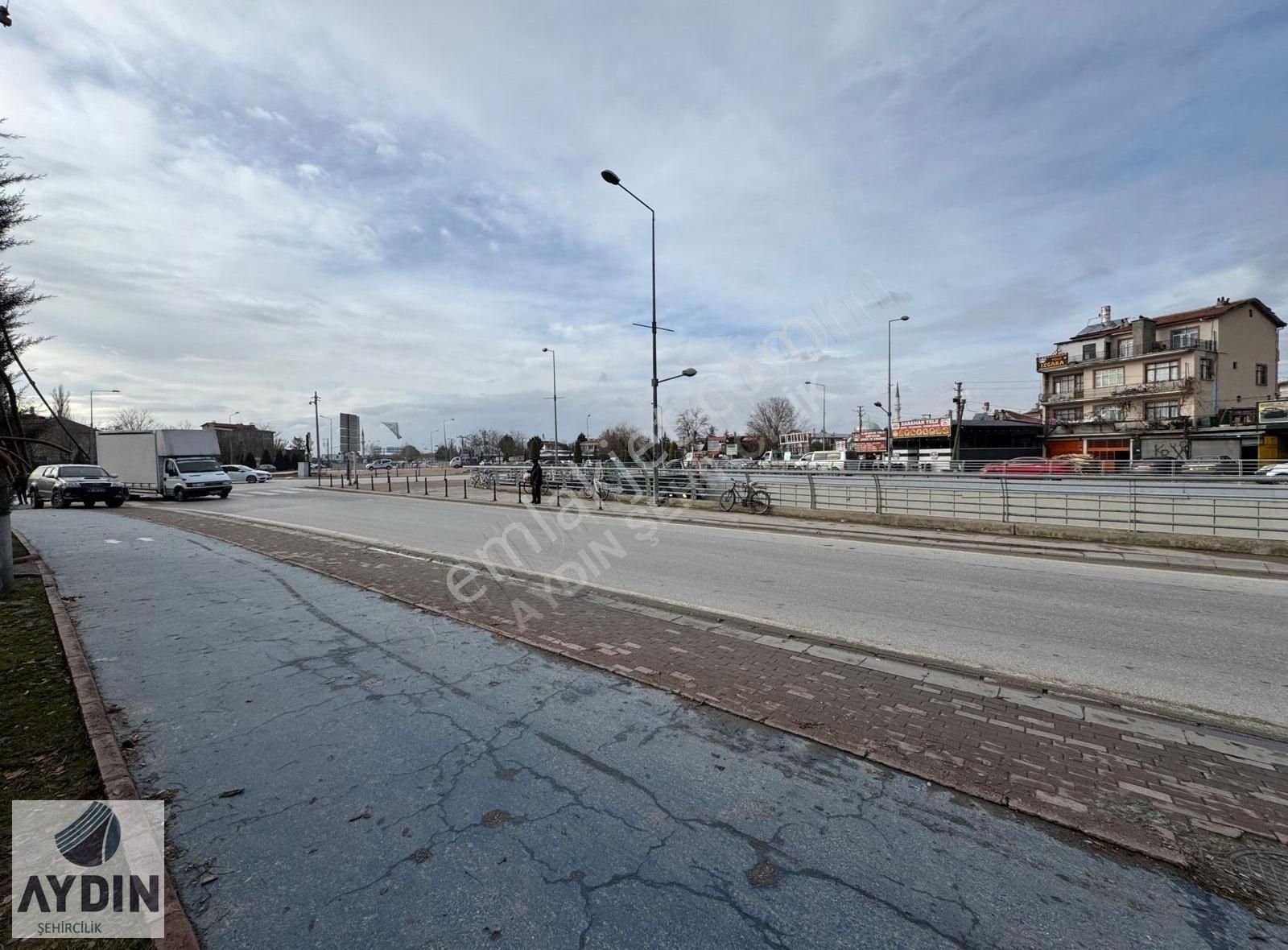 Aydın Satıyor'dan Karaman Yoluna Cephe Satılık Kiracılı Dükkan