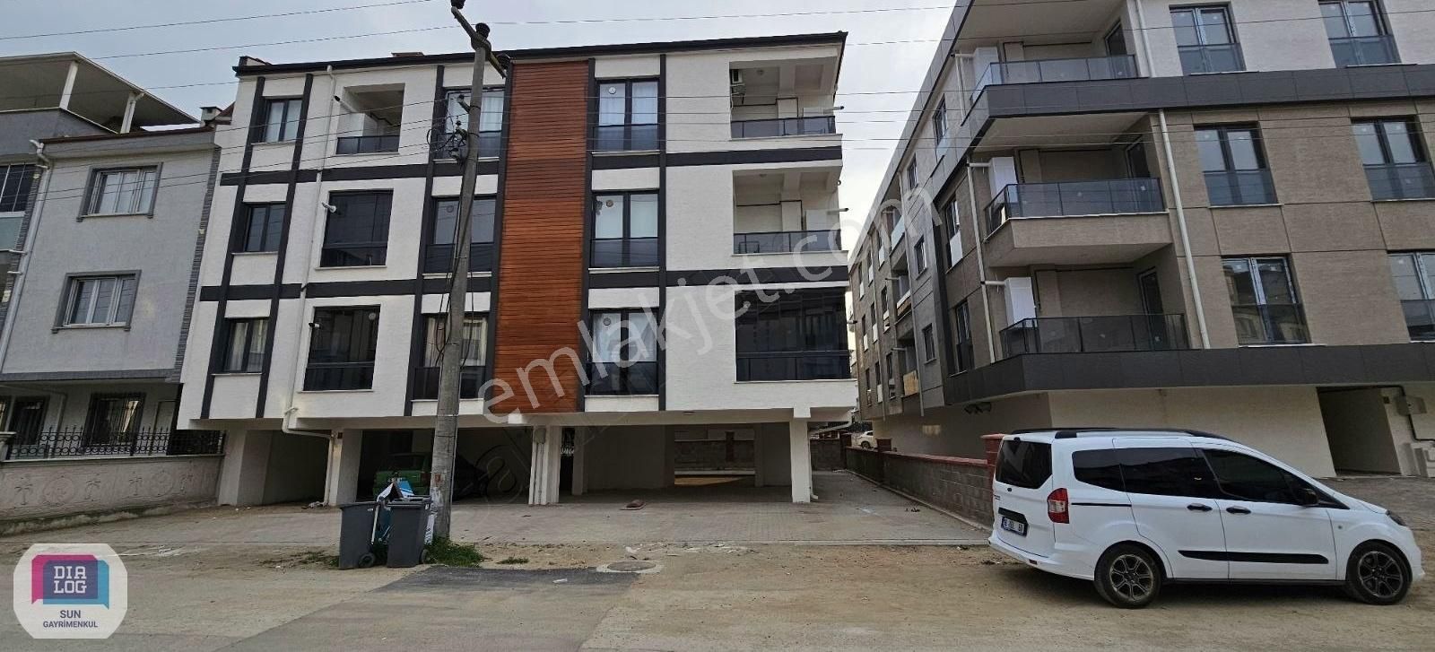 Dialog Sun Satılık İnegöl Üniversite Yakını Eşyalı Daire