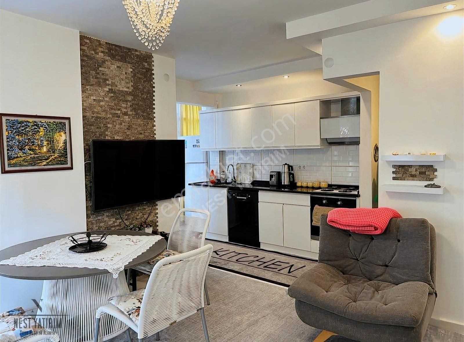 Güllerpınarı Mah. Denize 40 Mt Satılık 2+1 Daire