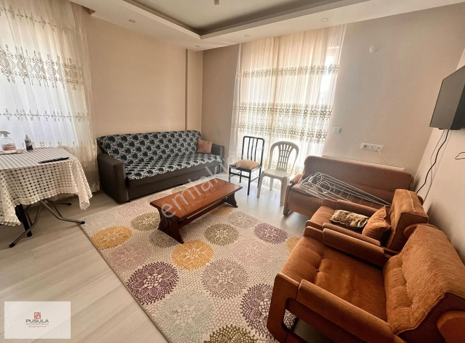 Plevne Mahallesi Eşyalı Kiralık 1+1 Daire
