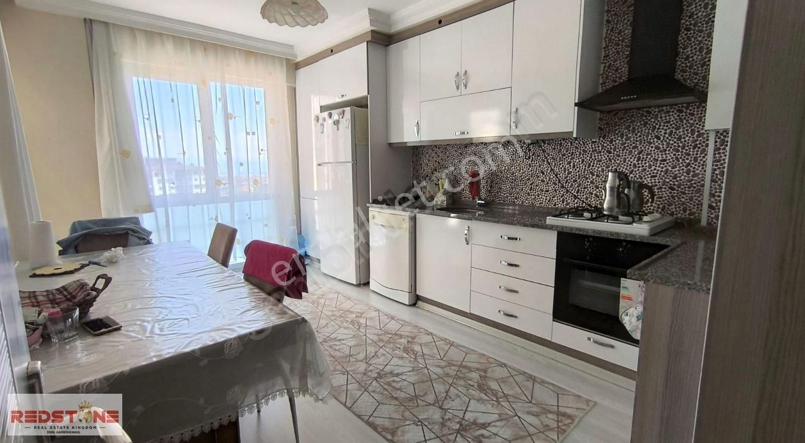 Redstone İdol Gayrimenkul'den Uzkent Sitesinde Satılık 3+1 Daire - Görsel 9