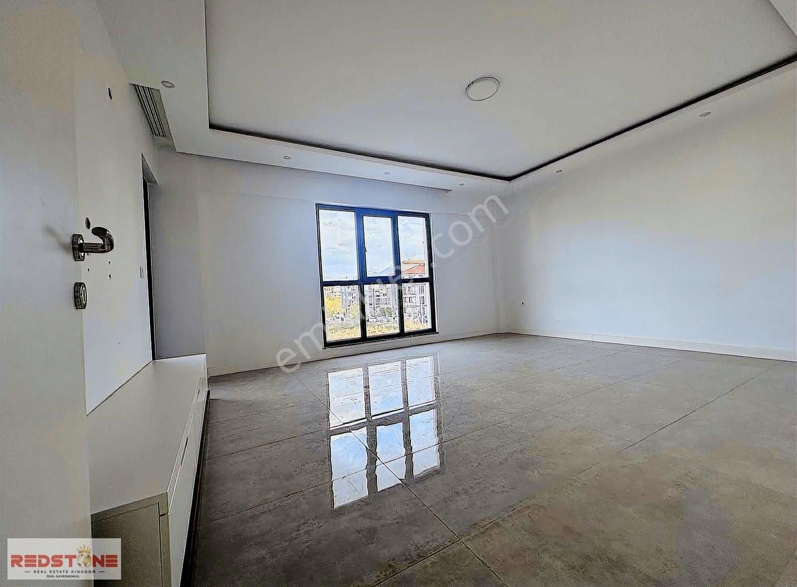 Redstone İdol'den Gümüşler Bulvarı Üzerinde Kiralık Daire