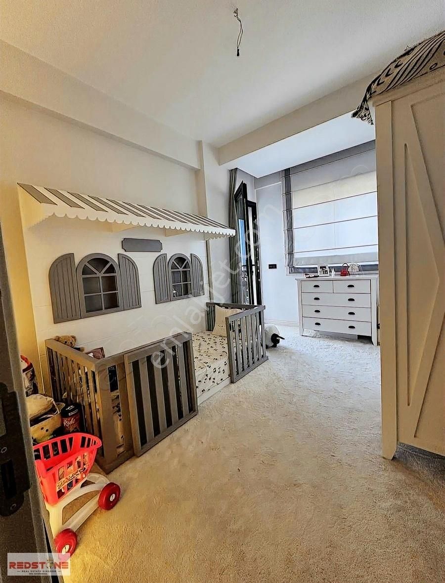 Redstone İdol 'den Havuzlu Site İçerisinde 3+1 - Görsel 21