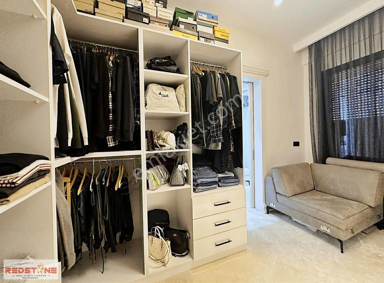 Redstone İdol 'den Havuzlu Site İçerisinde 3+1 - Görsel 3