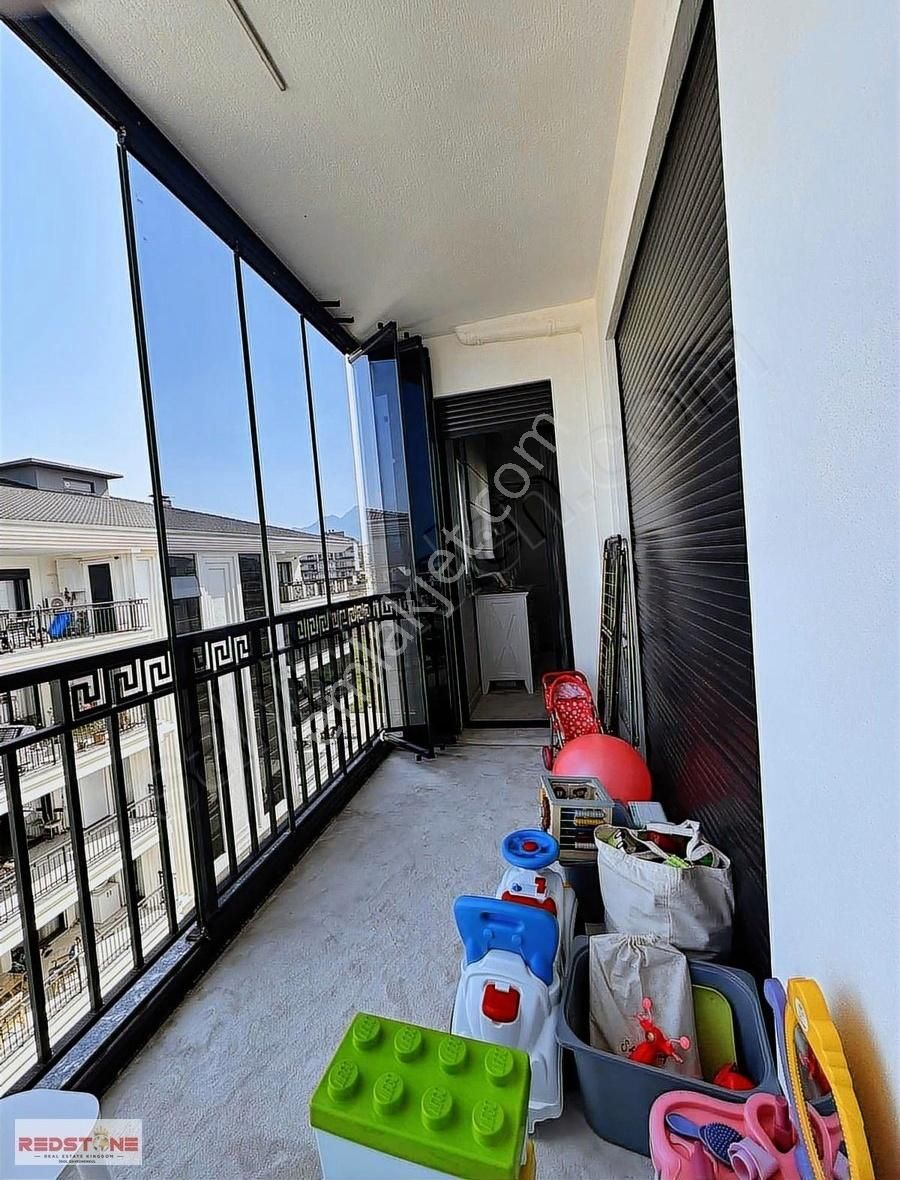 Redstone İdol 'den Havuzlu Site İçerisinde 3+1 - Görsel 18