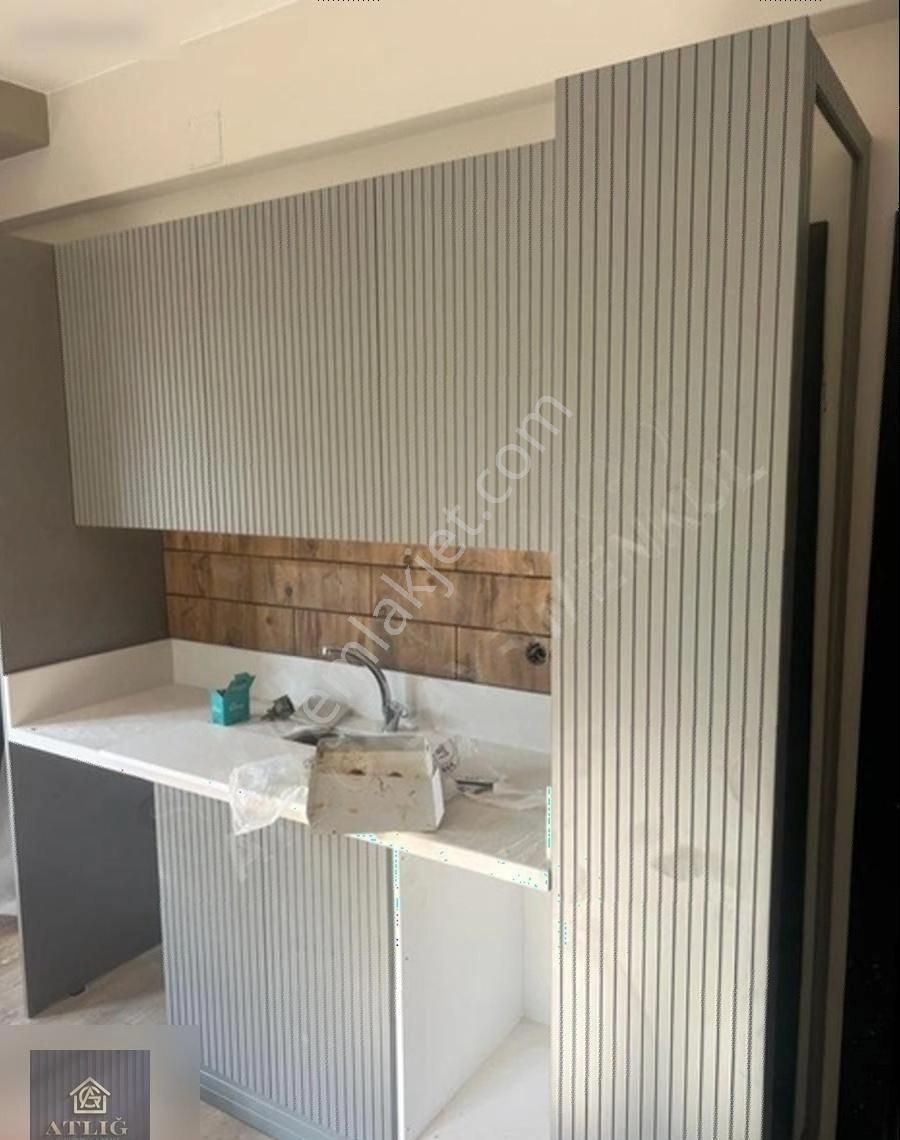 Atlığ'dan Gültepe Gelincik Caddesinde Satılık Lüx 1+1 Daire