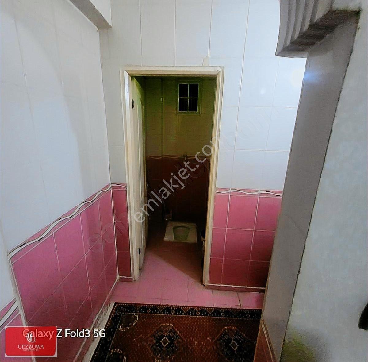 Selhatin Eyubi Cad Çeysa 4 Sıtesi 4+1 Kat 4 220m2 Satılık Daire - Görsel 12