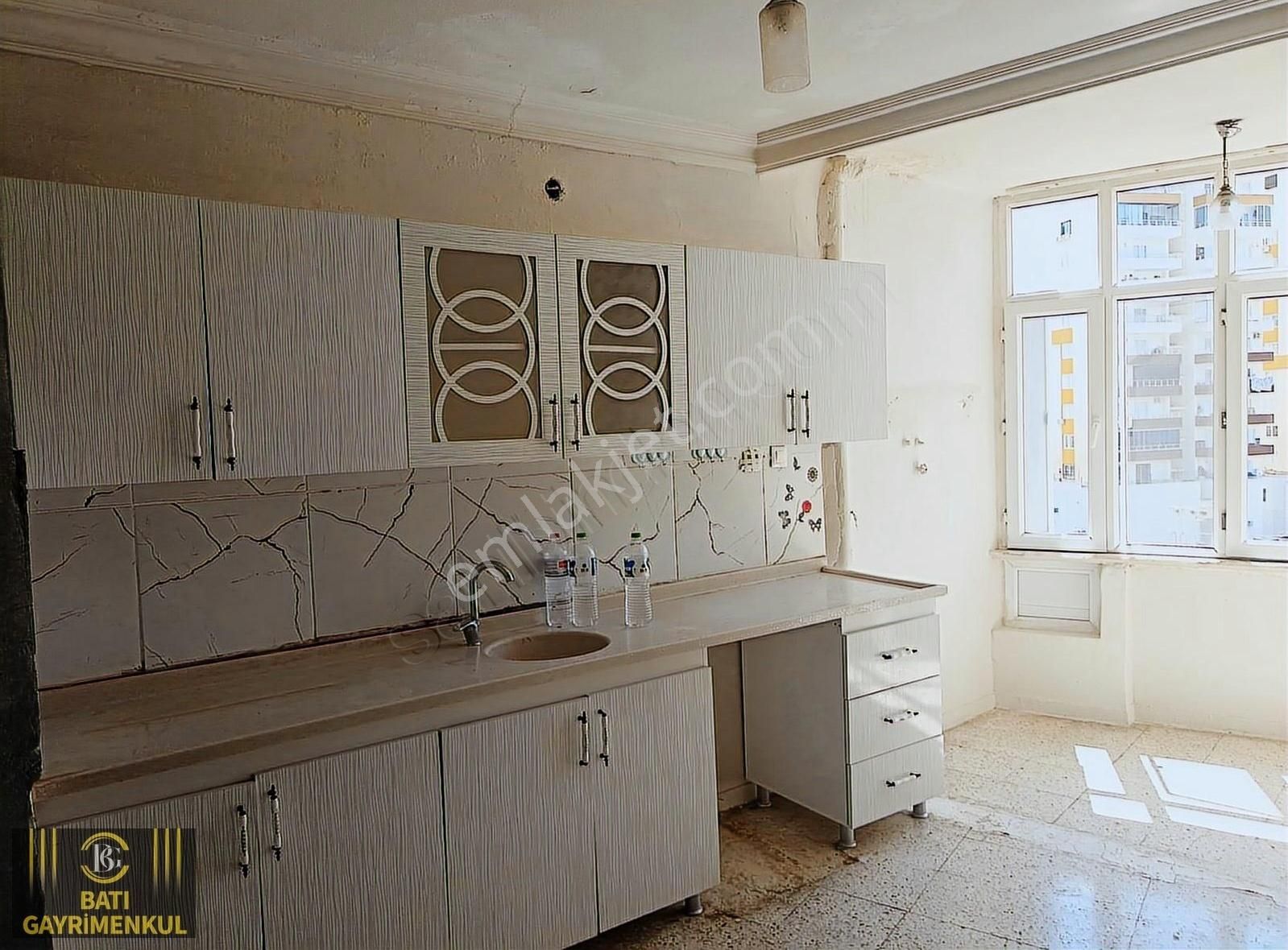 Petrolkent Sitesinde Aylık Kiralık 3+1 Daire