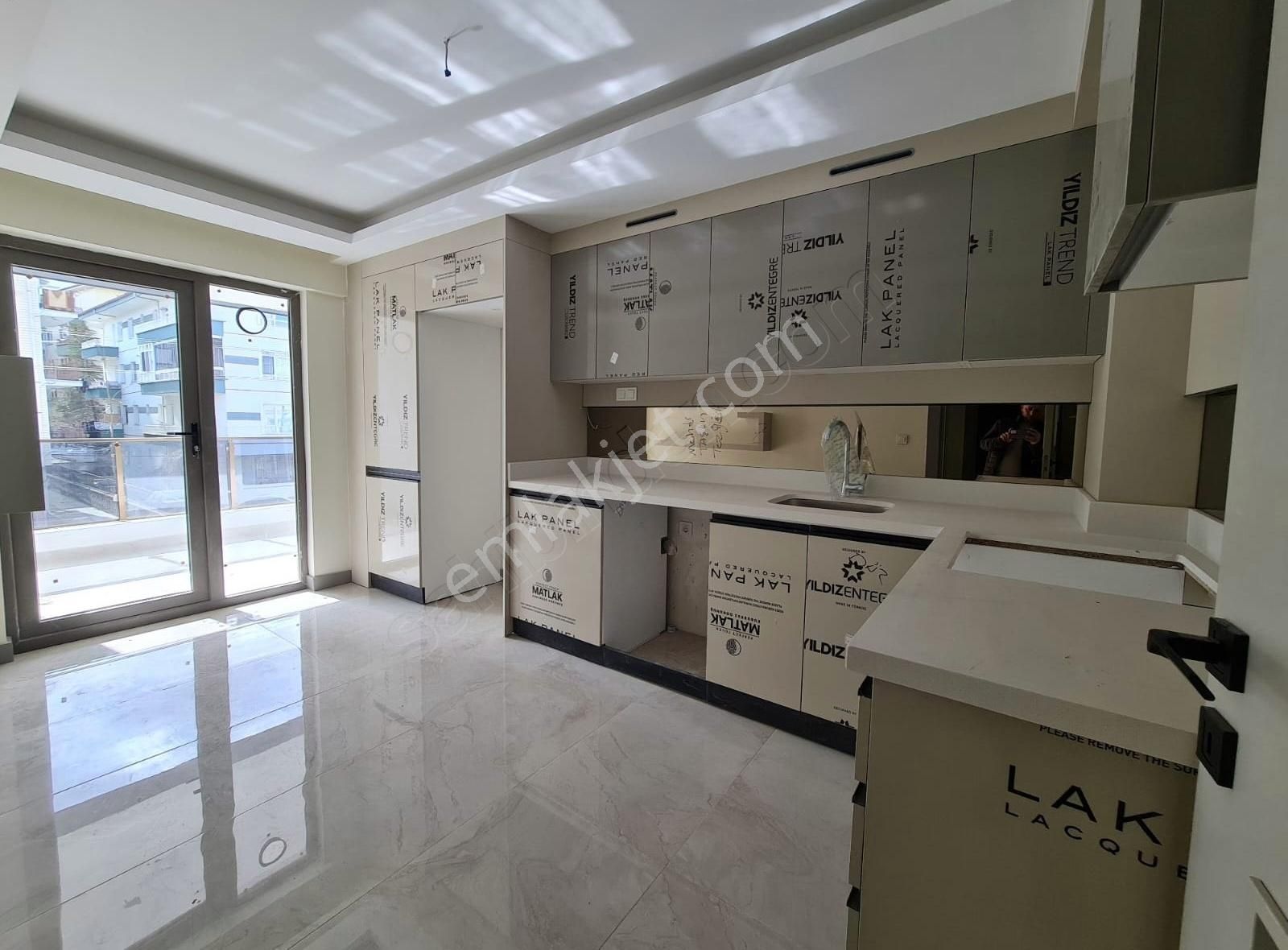 Sıfır Bina _ Asansörlü Katta Ön Cepheli Full 3+1 Satılık Daire