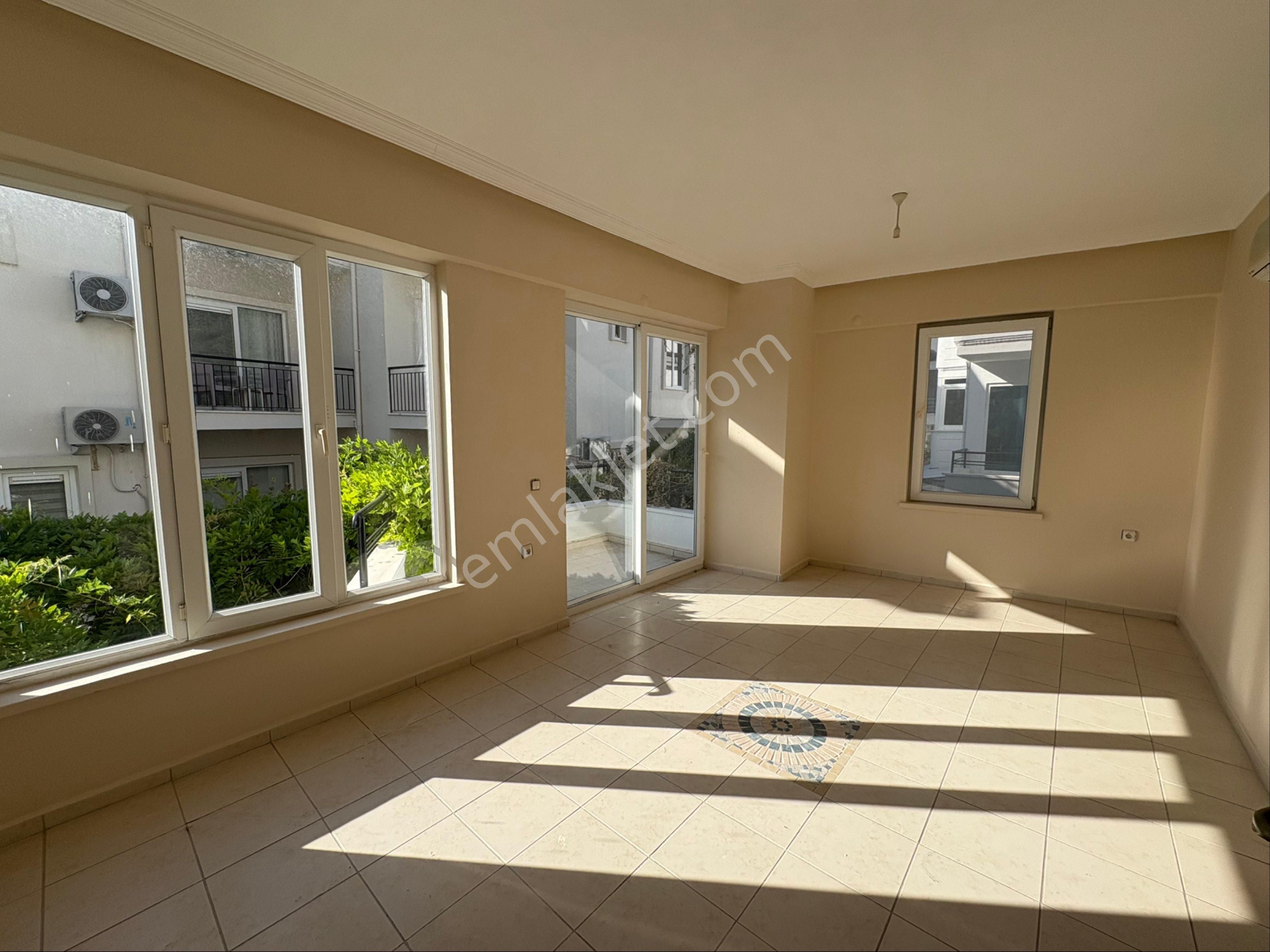 Kemer Merkezde Satılık 2+1 Bahçeli Dubleks Daire! - Görsel 3