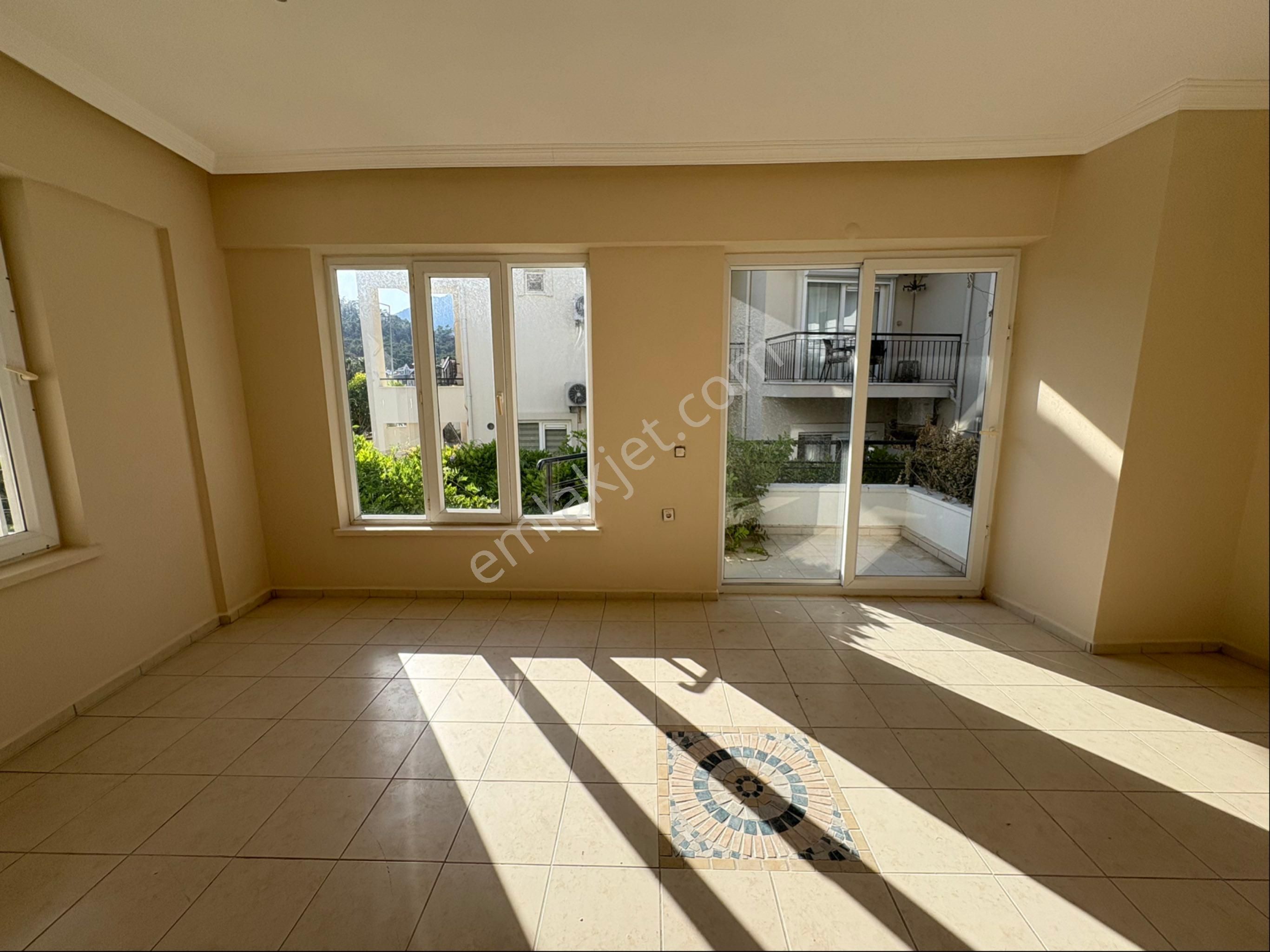 Kemer Merkezde Satılık 2+1 Bahçeli Dubleks Daire! - Görsel 9