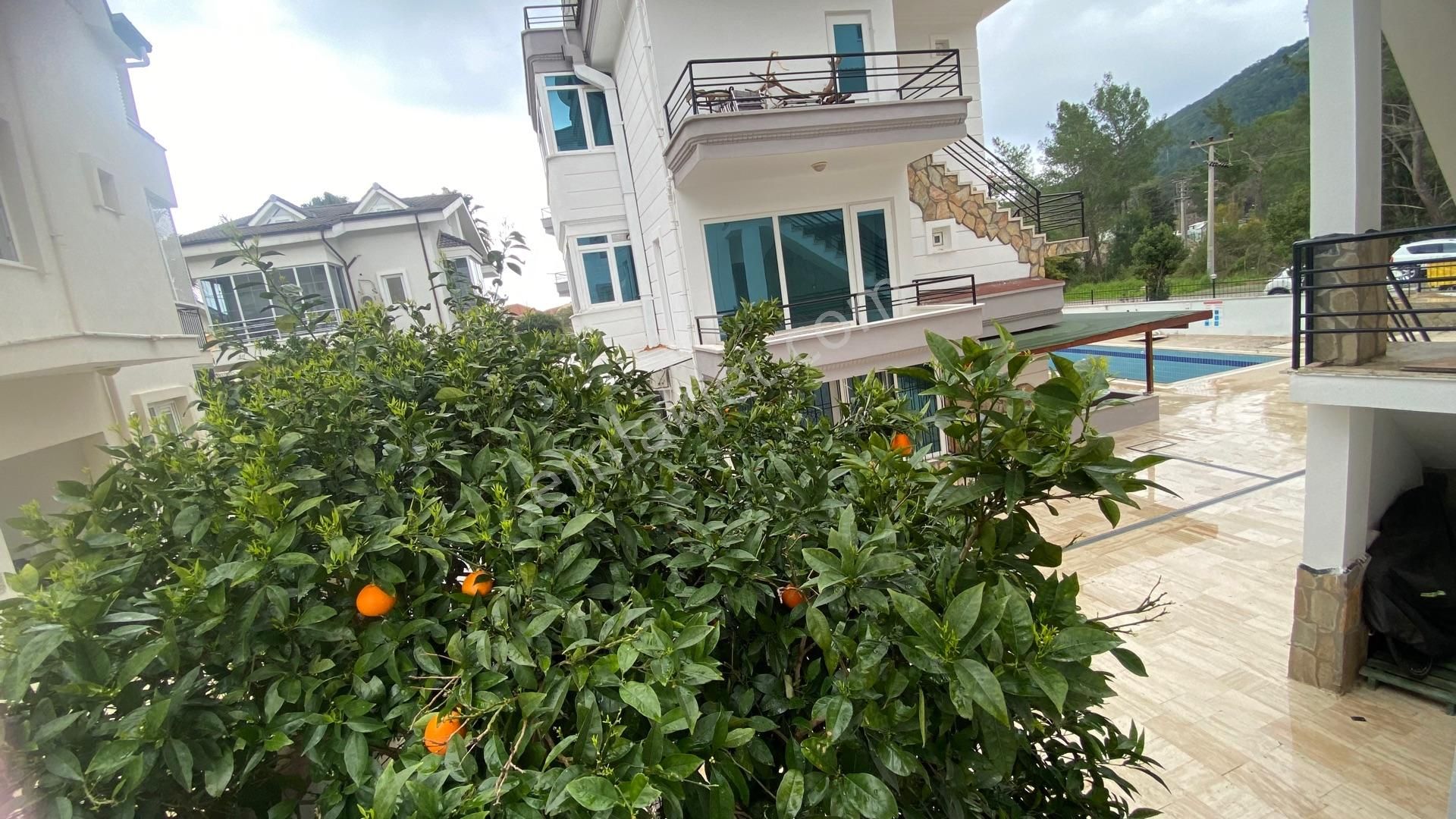 Kemer Merkezde Satılık 2+1 Bahçeli Dubleks Daire! - Görsel 13