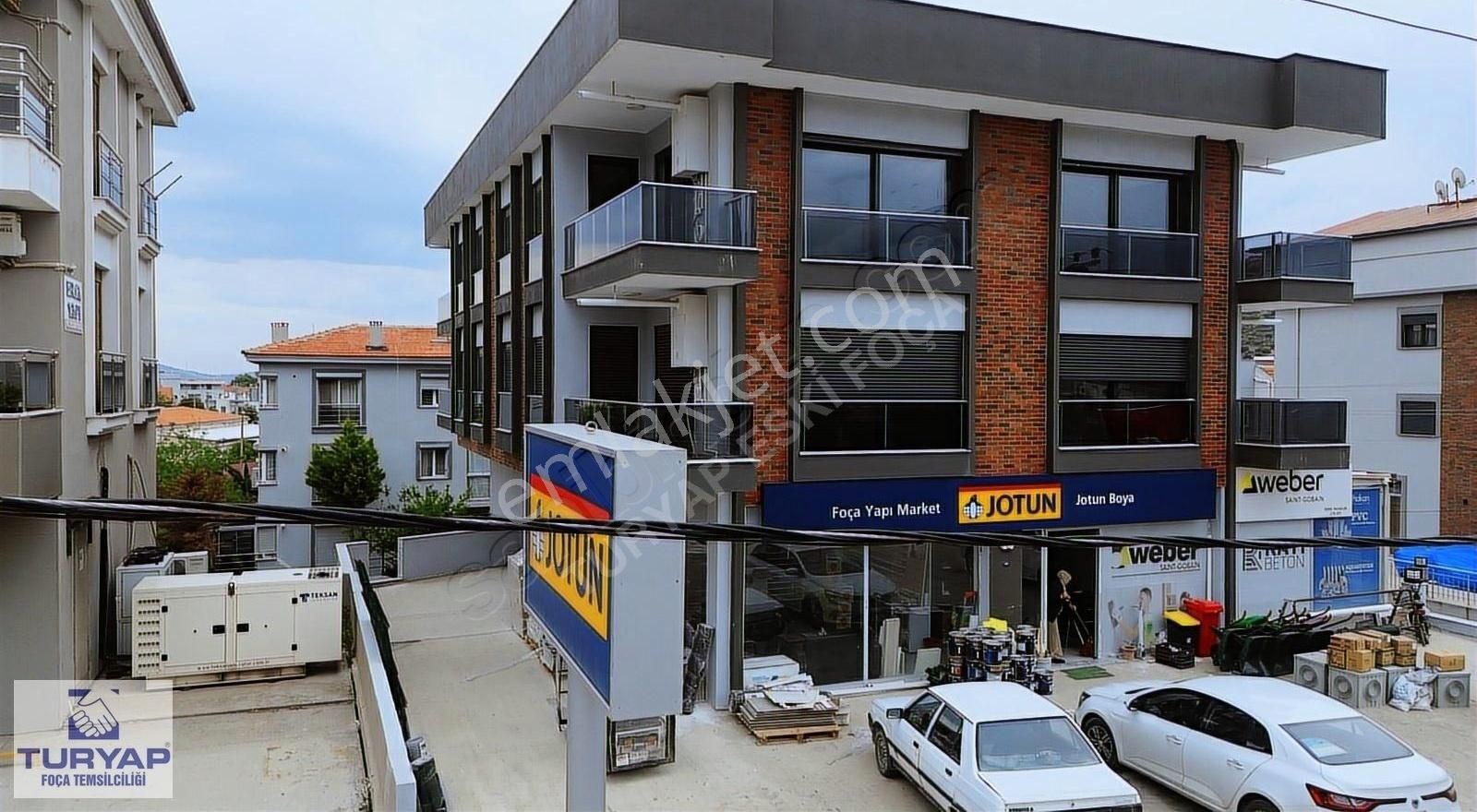 Foça Turyaptan Yenifoça Merkezde 2+1 Lüks Daire