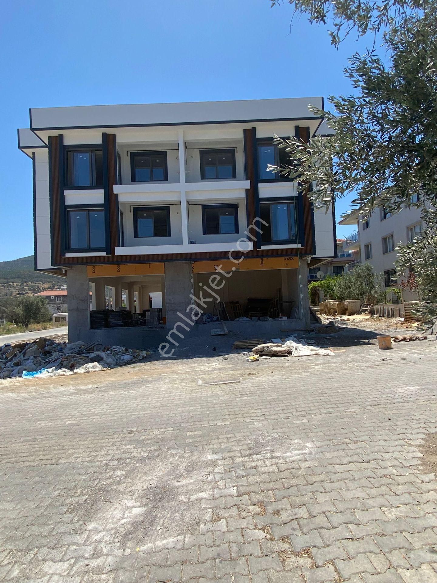 Turyap Foçadan Yenifoça Merkezde Kaba İnşaat Daireler
