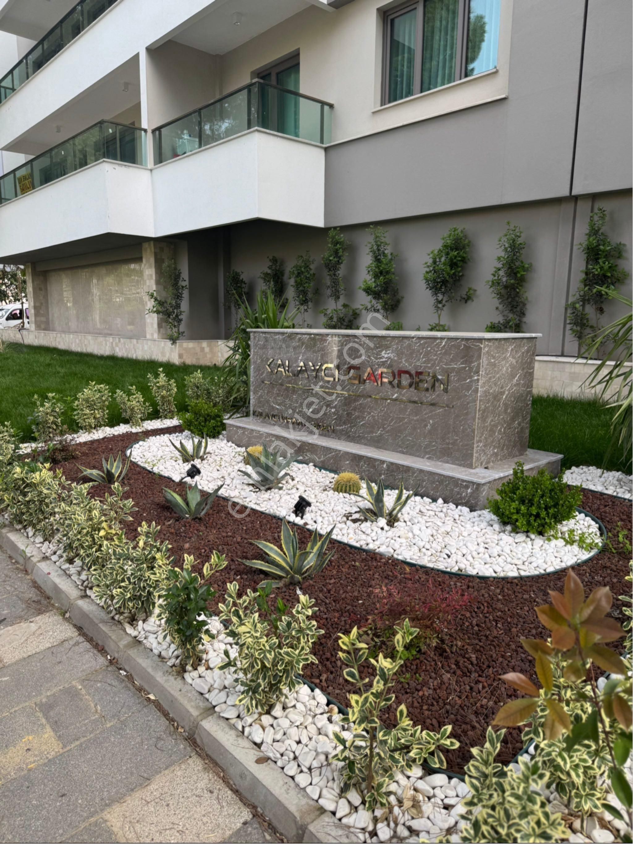 3+1 146 M² Tren Yolu Cepheli Sıfır Satılık Daire