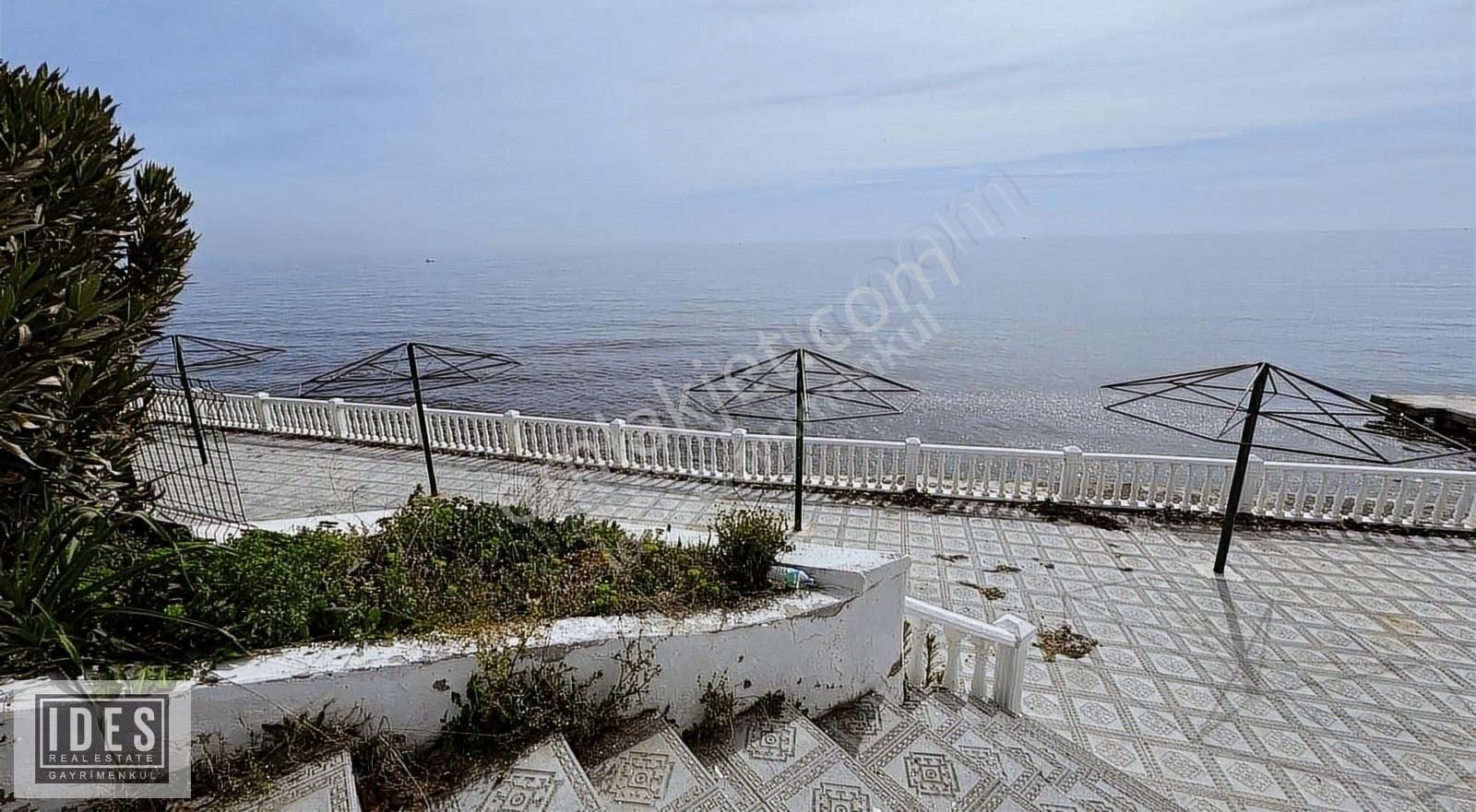 Selimpaşada Denize Sıfır 3+1 Daire!