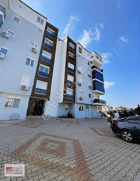 Kepez Şelale Evlerinde Havuzlu Otopatklı Çocuk Parkı 1+1 Daire