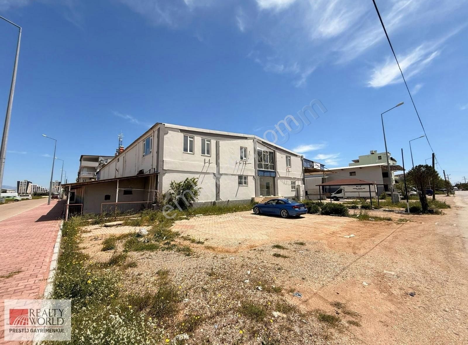 Kiralık 1700m2 Depo