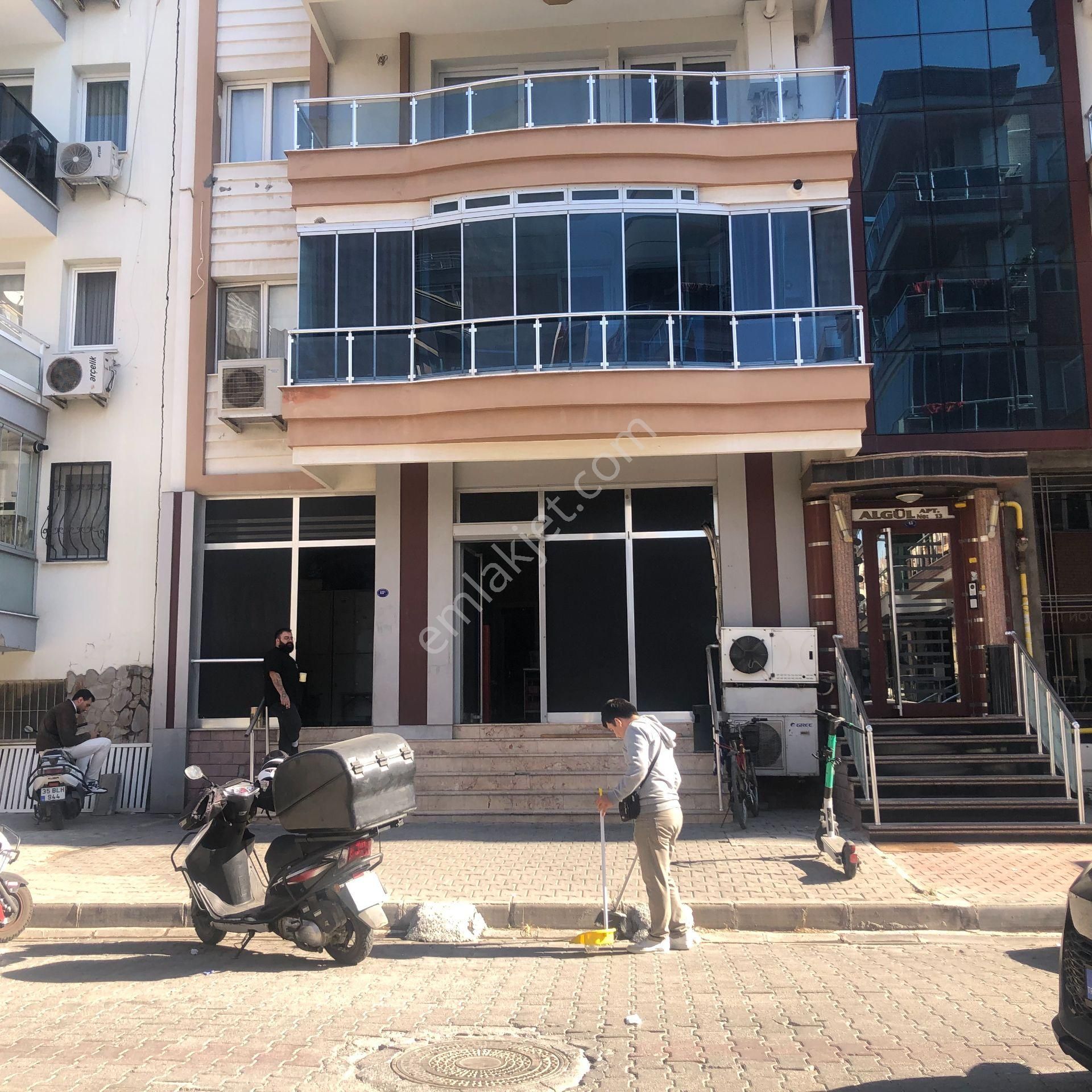 Karşıyaka Yalı Mahallesi İz-ban Metro Yanı Satılık Dükkan