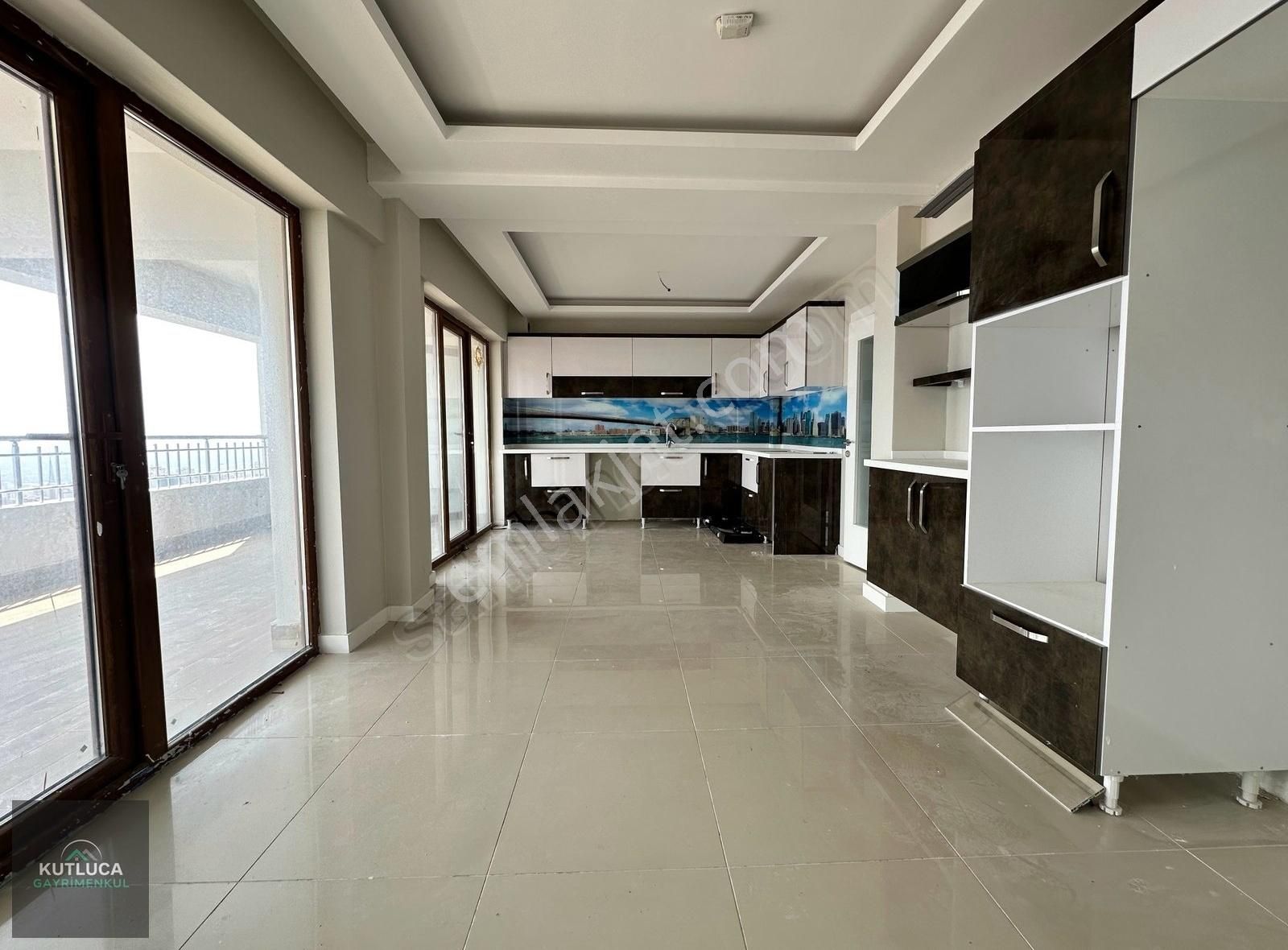 3,5+1 Panoramik Ankara Manzaralı Full Yapılı Geniş Mutfaklı Site