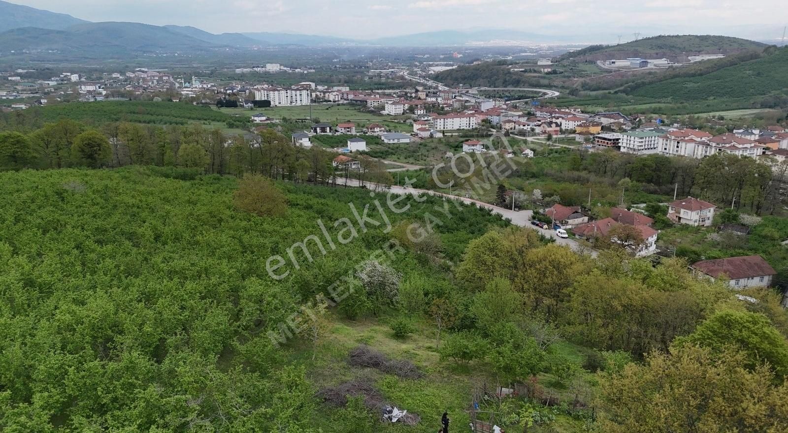 Gümüşova Kültür Mahallesinde, Mükemmel Konumda Satılık Arsa