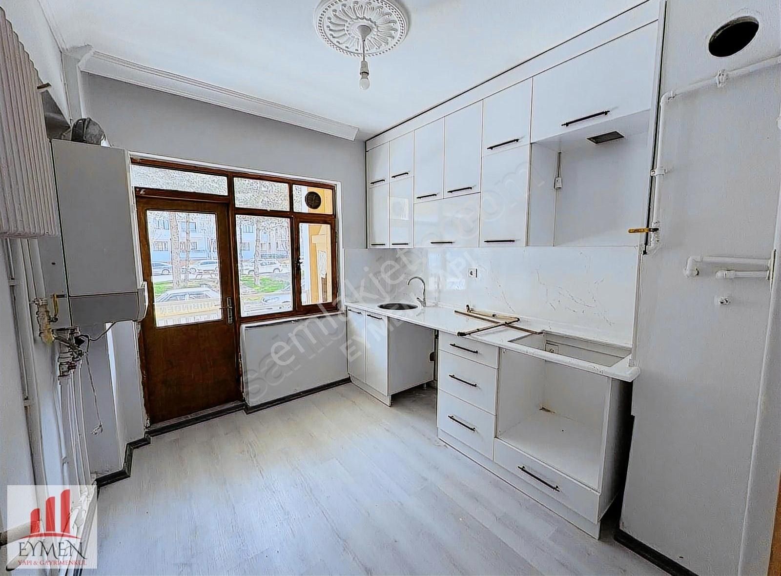 Eymen Yapı-23 Nisan Okul Civarı Arakat 3+1 Bakımlı Satılık Daire