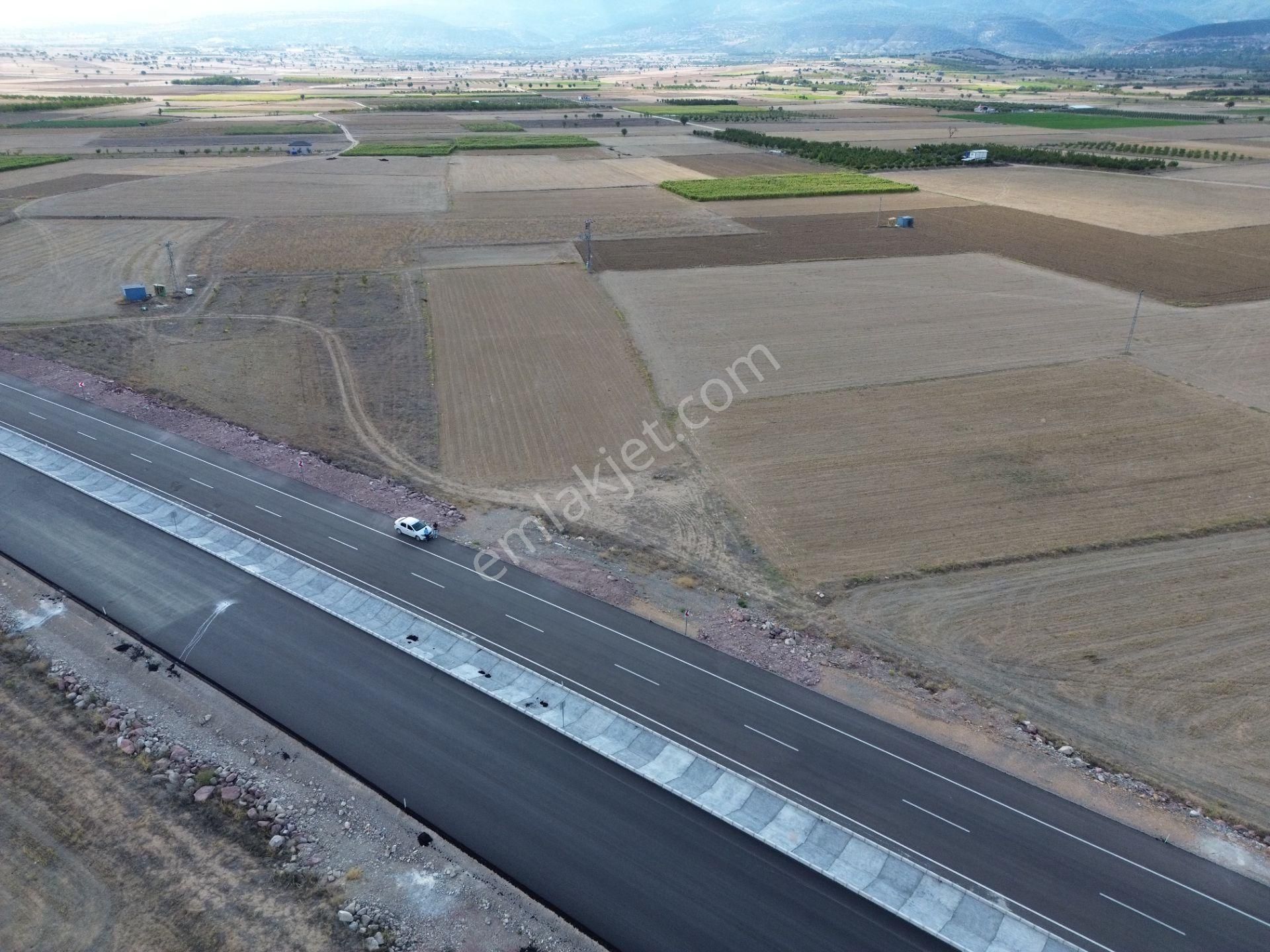 Korkuteli Yeltende Satılk Korkuteli-bucak Yol Kenarı 544 M2 Sulak Tarla - Görsel 15