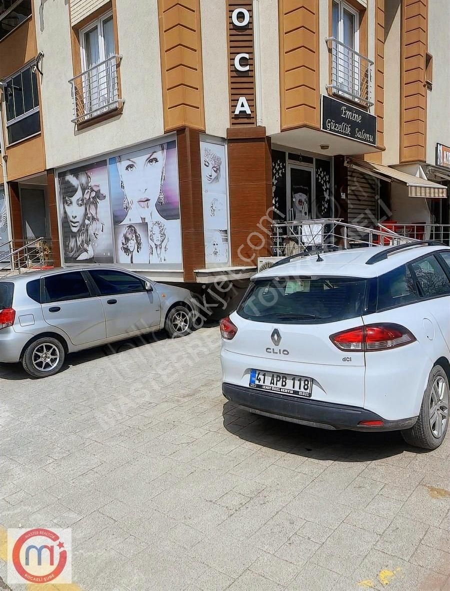 Master Realtor'den Emekevler 100. Yıl Caddesinde Satılık Dükkan