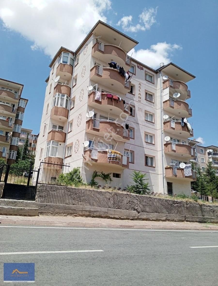 Mazaka Cıty'den K. Sinan Yenidoğan'da Satılık 3+1 Daire