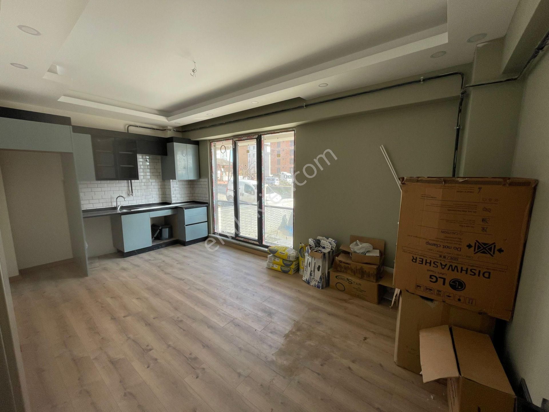Ekşioğlu 'dan Tekirdağ Süleymanpaşa Altınova Mahallesinde Sıfır Kiralık Daire 1+1