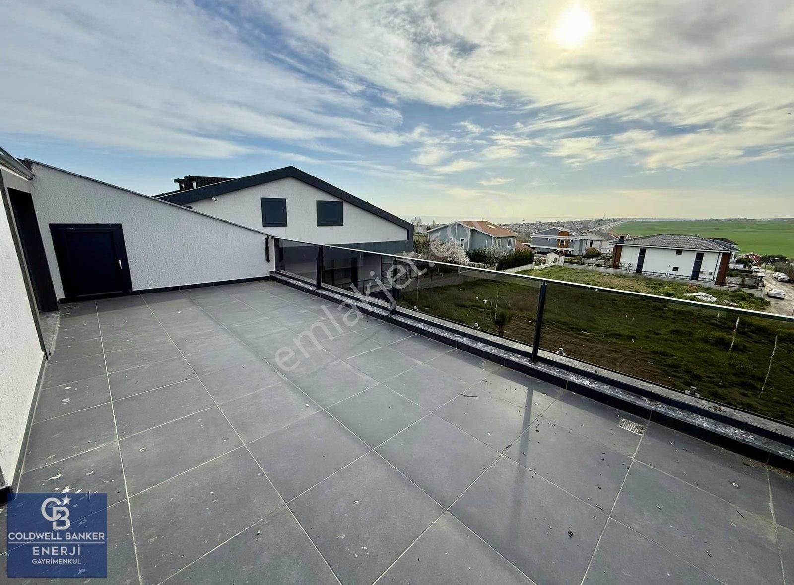 Silivri Mimarsinan'da Satılık 7+2 Müstakil Lüks Villa Havuzlu - Görsel 3